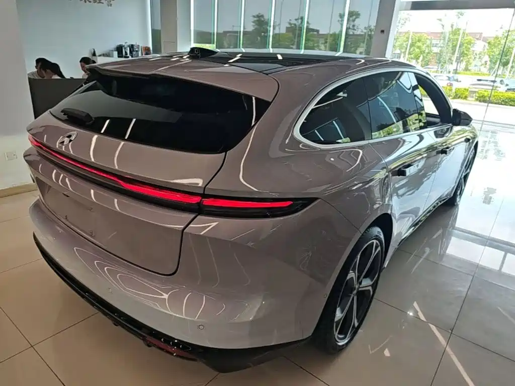 NIO ET5T 2025 75kWh Touring