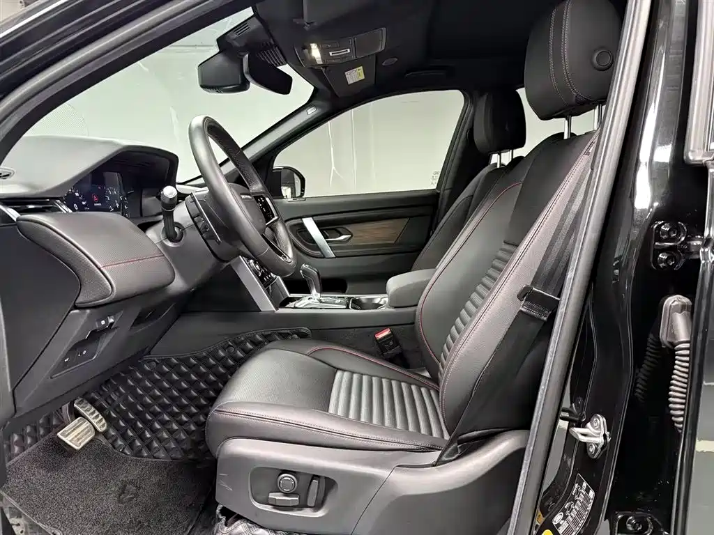 LAND ROVER DISCOVER SPORTS