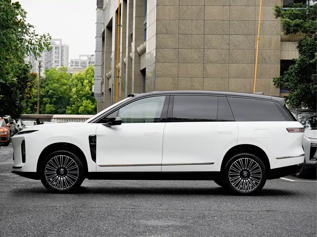 NIO ES8 2026 мест Executive Luxury