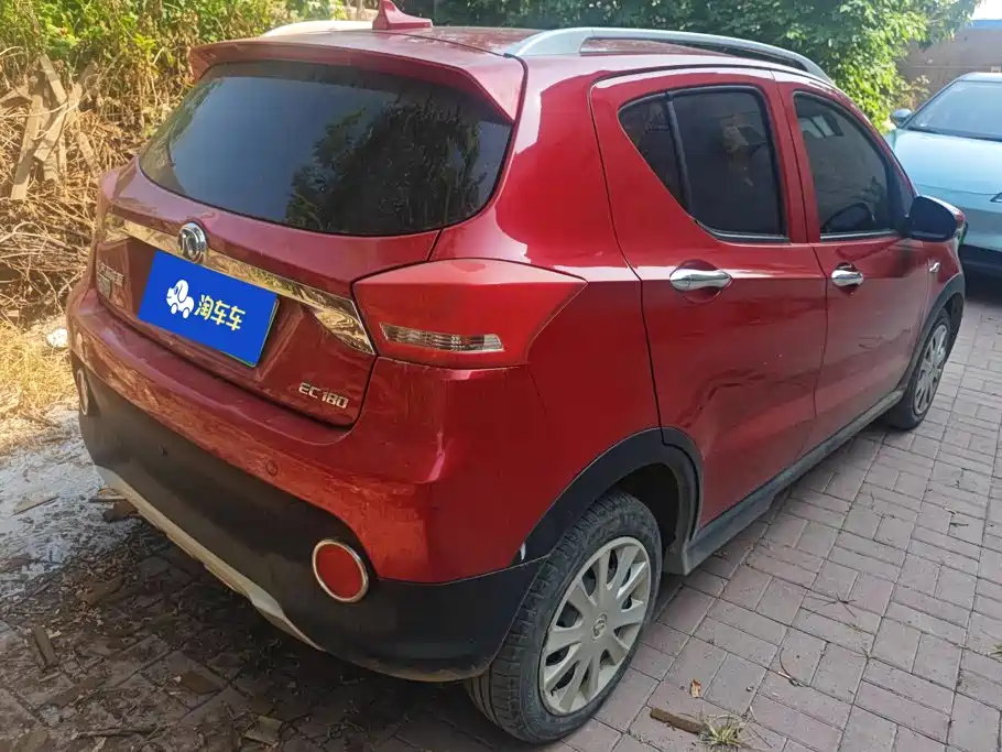 BAIC New Energy EC — миниатюра 3