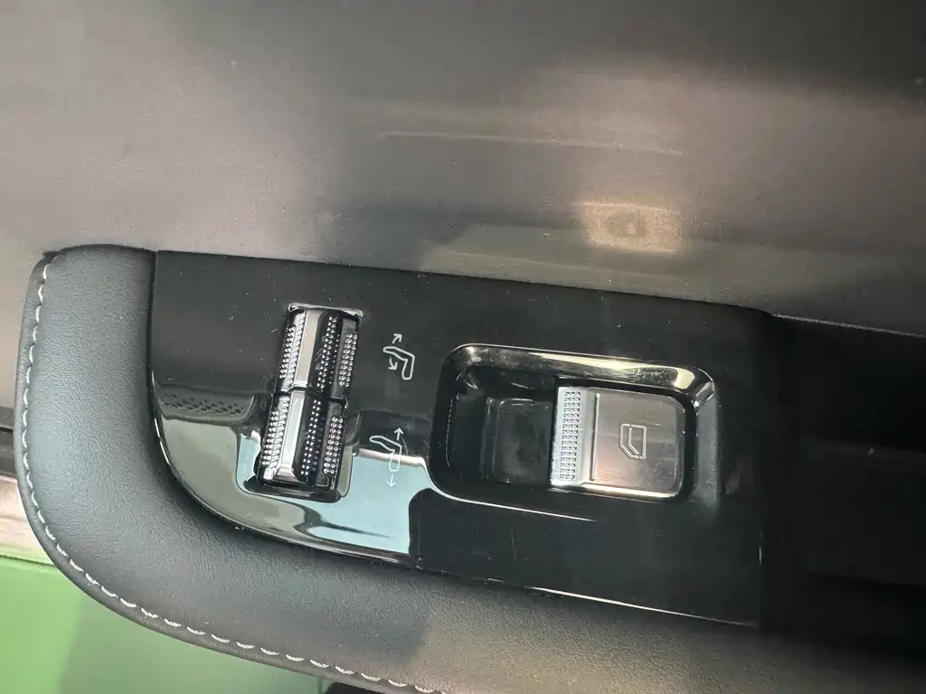 ZEEKR EXTREME KRYPTON 001