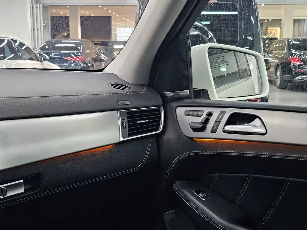 Mercedes-Benz M A MG M AMG 2012 AMG ML 63