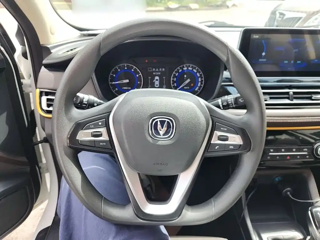 Changan Eado DT — миниатюра 11