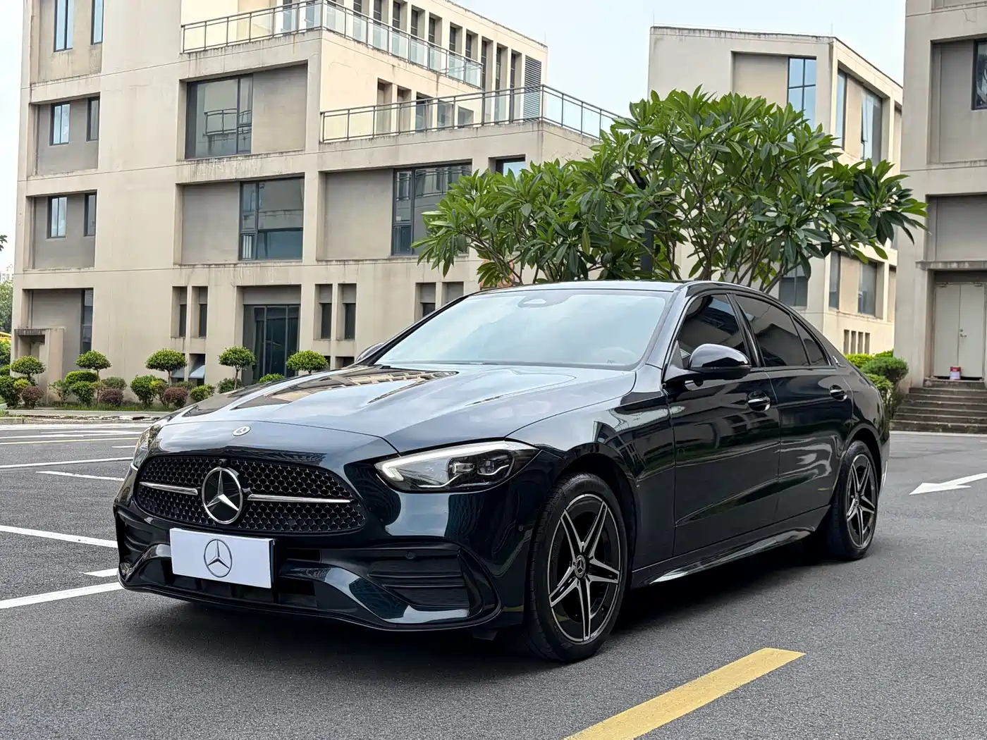 奔驰C级 2024款 C 260 L 皓夜运动版 2024