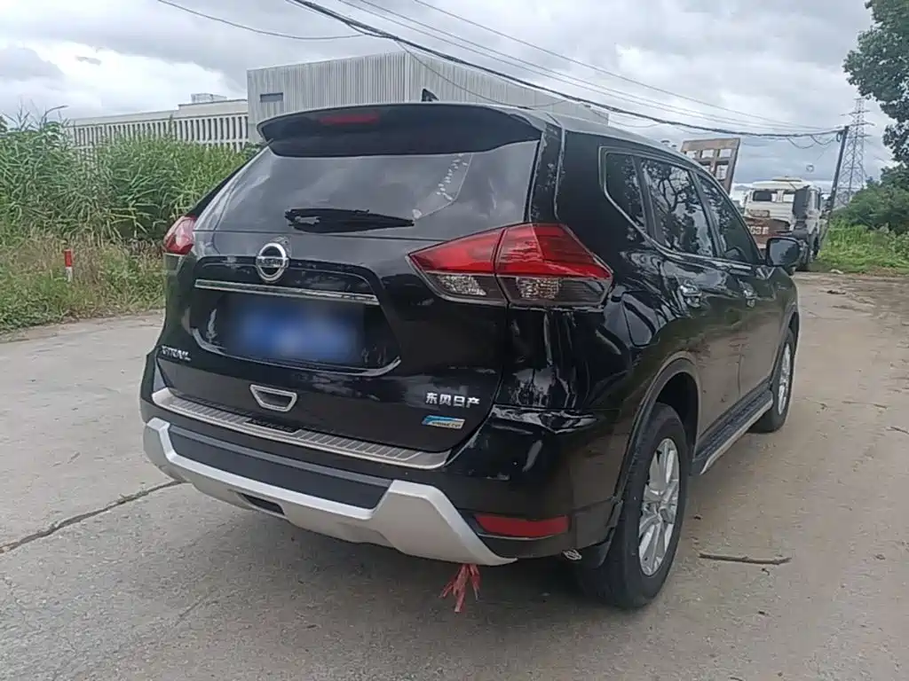 Nissan X-Trail 2017 2.0L CVT Comfort 2WD