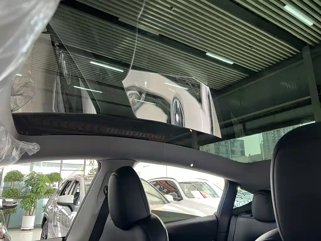 Tesla Model Y — фотографии объявления, Фото 10