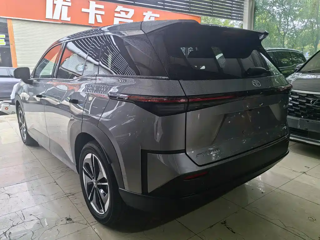Toyota bZ3X — миниатюра 13