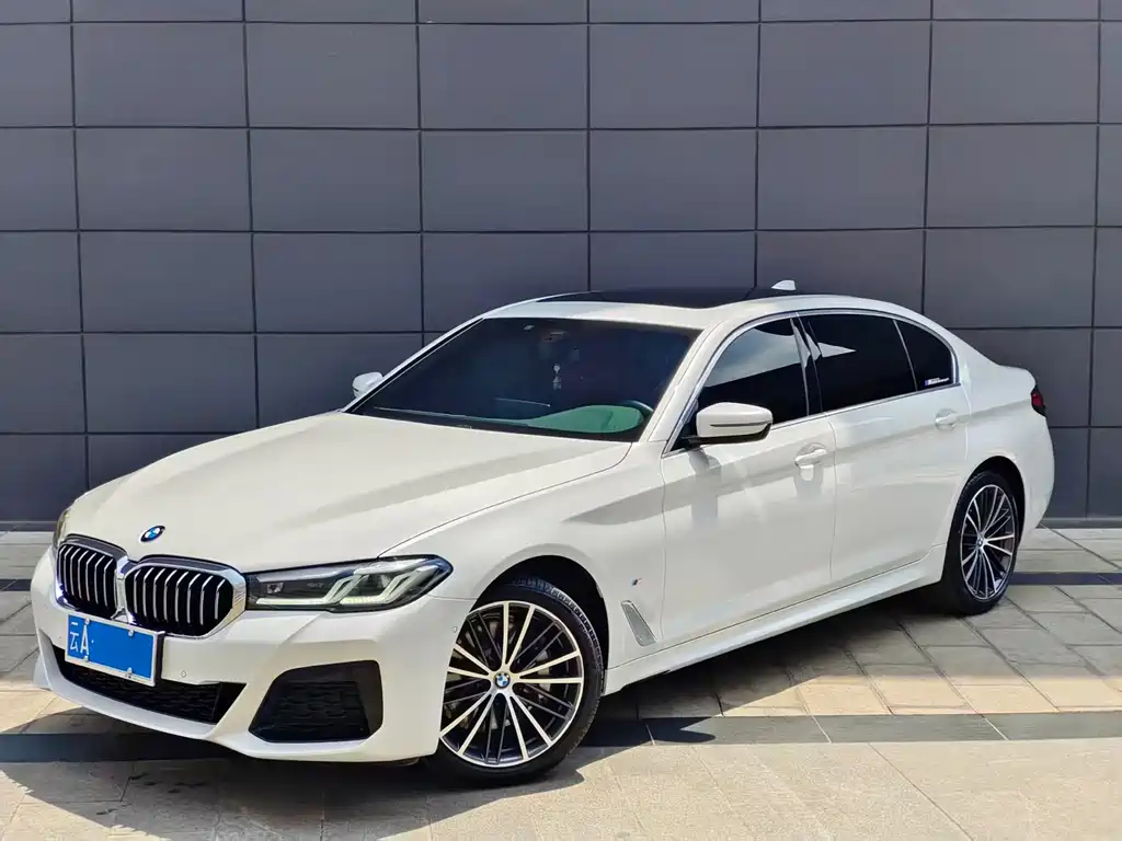 BMW 5 Series 2023