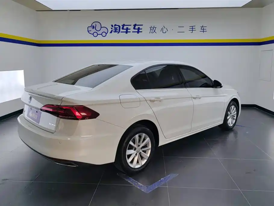 Volkswagen Bora 2019 1.5L AT Comfort VI