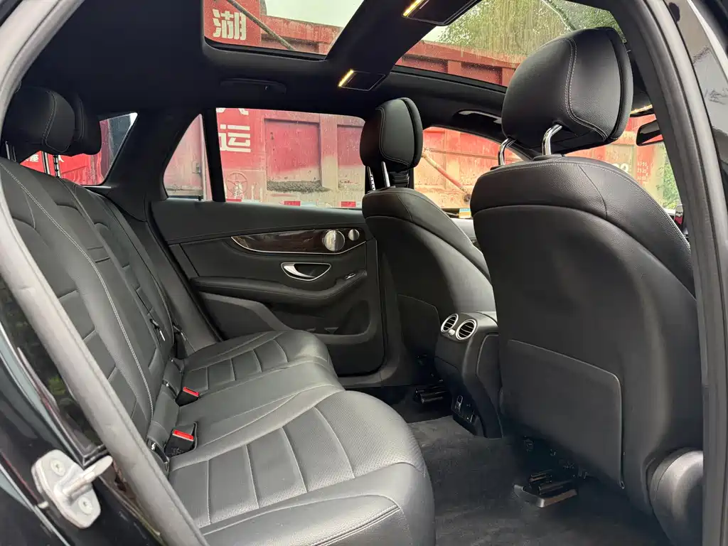 Mercedes-Benz GLC — миниатюра 11