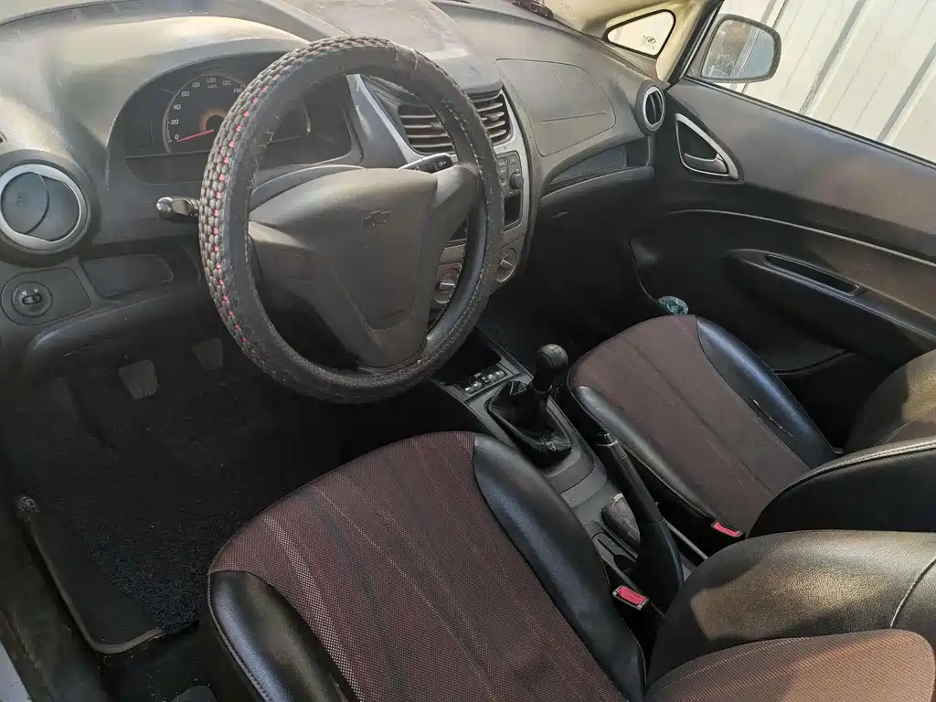 Chevrolet Sail 2013 1.4L MT