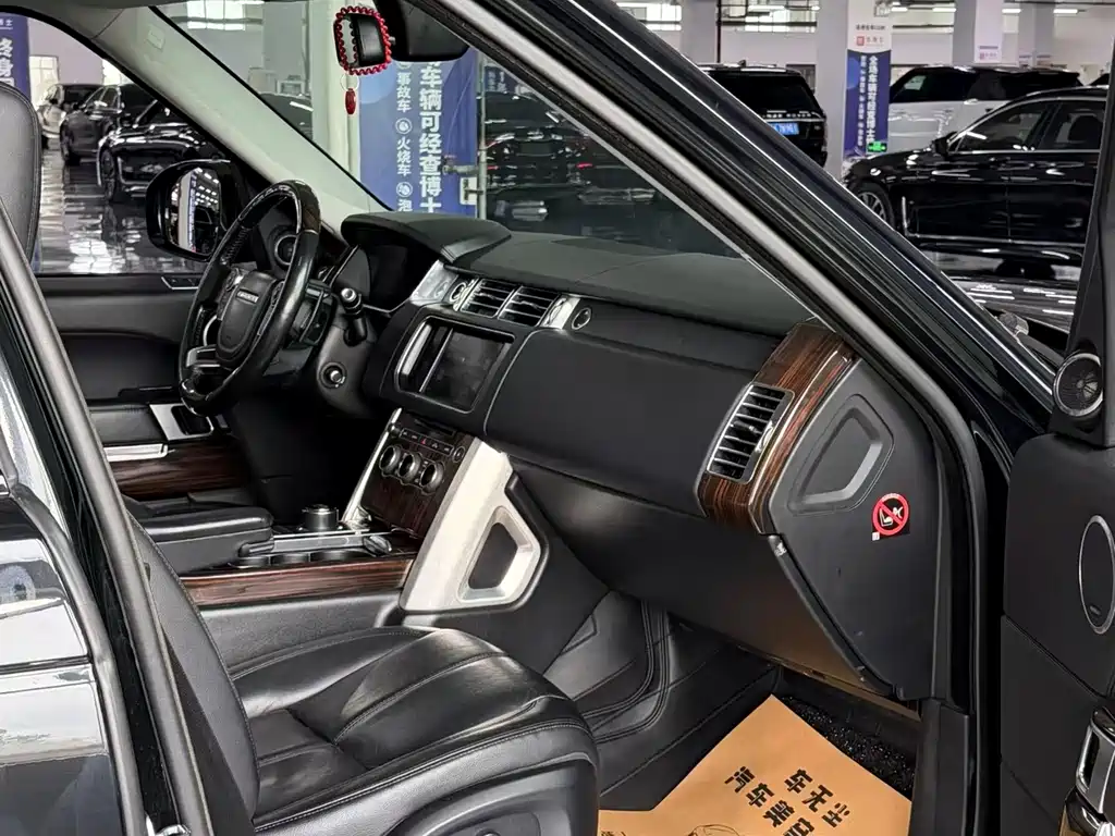 Land Rover Range Rover 3.0 SC V6 Vogue, фото 5