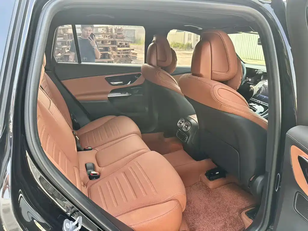 Mercedes-Benz GLC 2024 GLC 300 L 4MATIC 5 мест