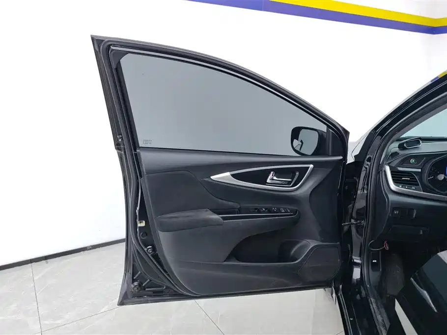 Honda Crider 2015 1.8L AT Comfort