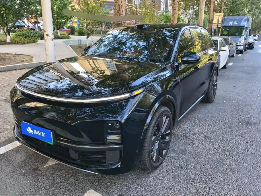 Li Auto L8