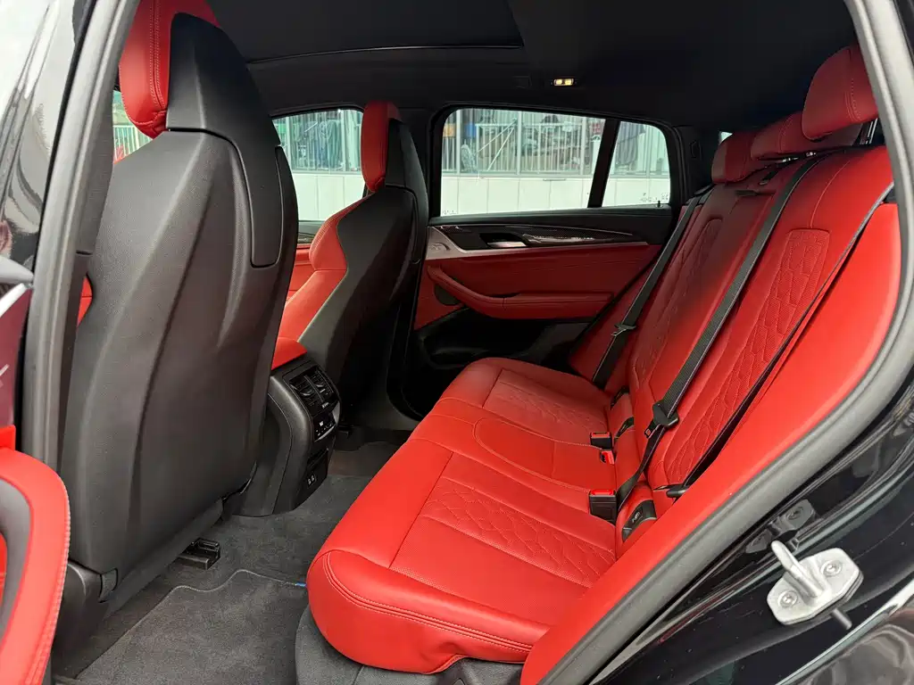BMW X4 M — миниатюра 10