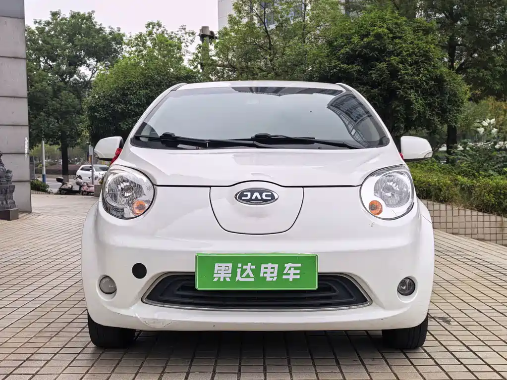 JAC JAC iEV6E — миниатюра 2