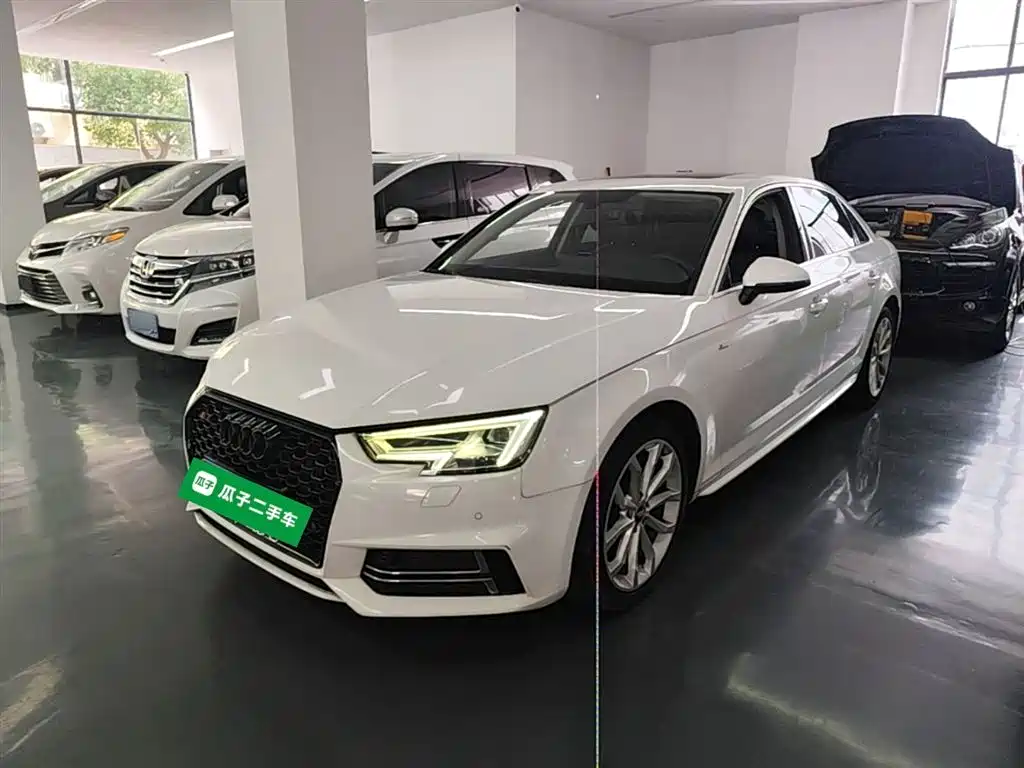 Audi A4L 2018