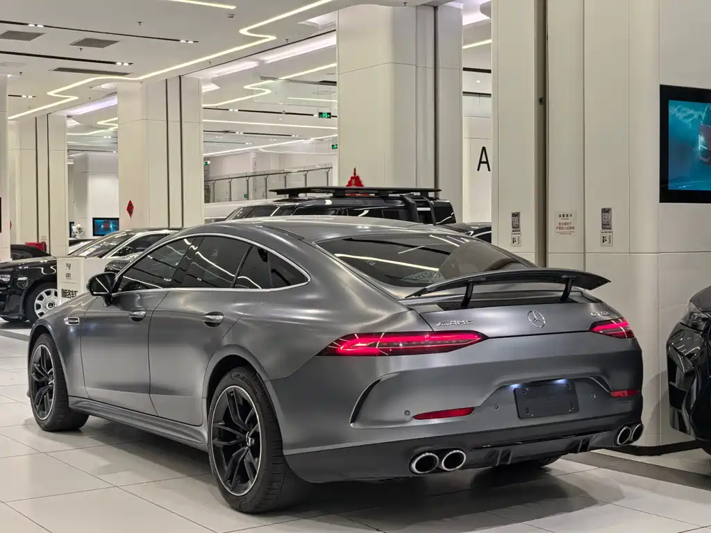 MERCEDES-BENZ AMG GT