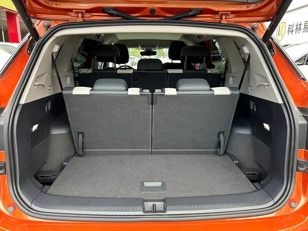 Volkswagen ID.6 Crozz — миниатюра 16