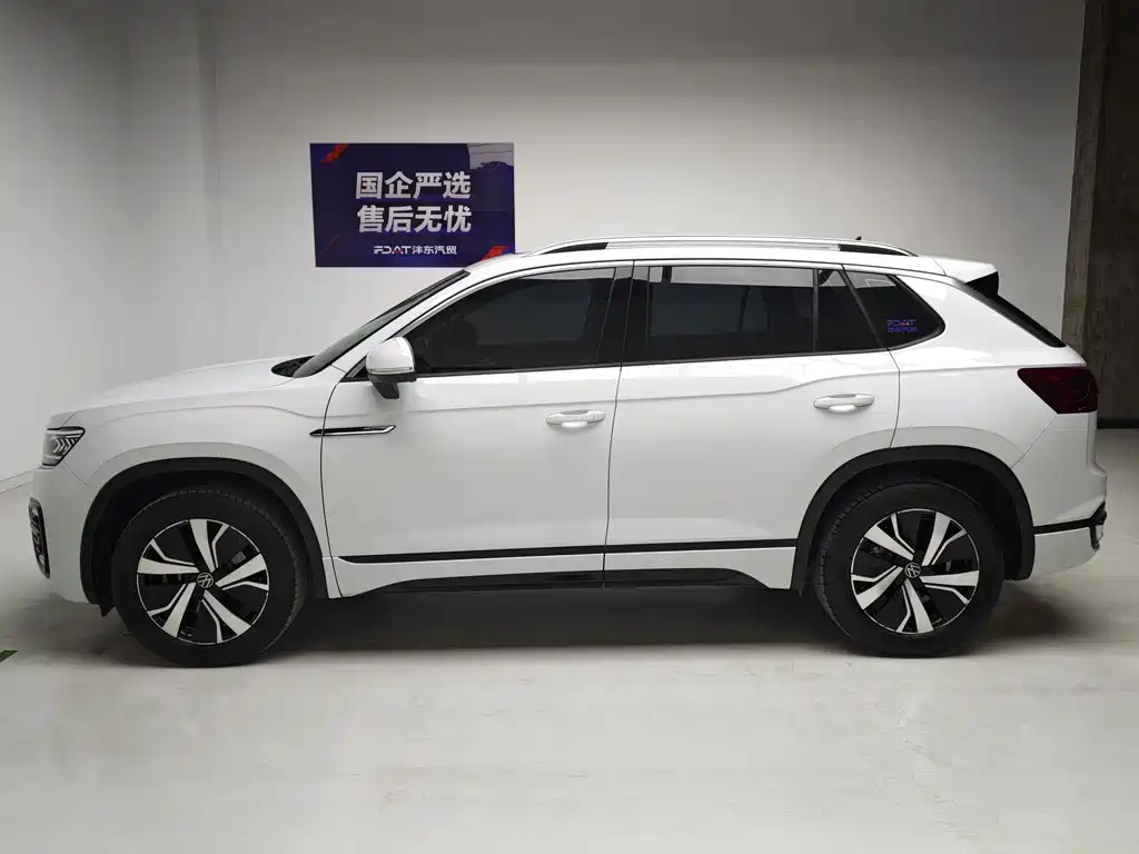Volkswagen Tayron GTE — миниатюра 9