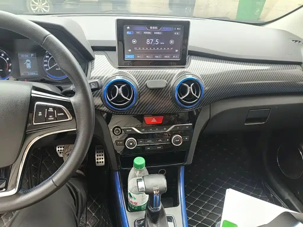 BAIC Senova X25 — миниатюра 13