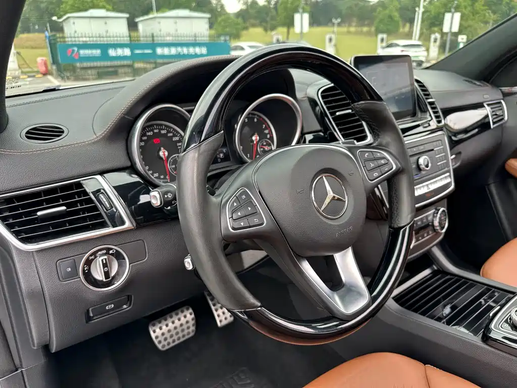 Mercedes-Benz GLE Coupe — миниатюра 15