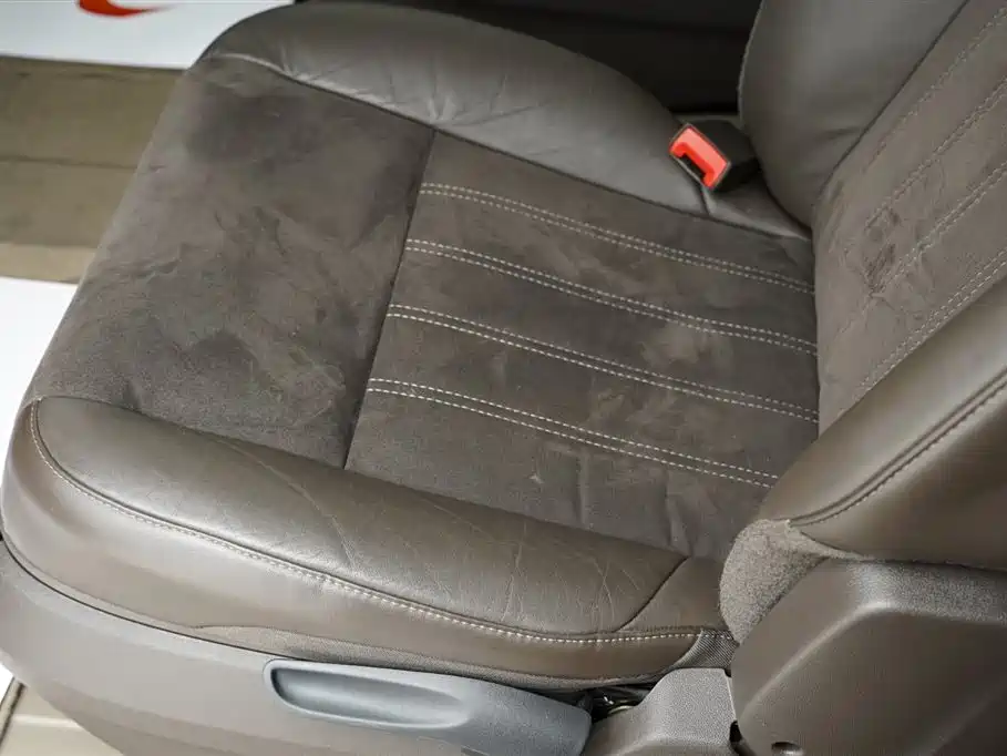 Chrysler Grand Voyager (Import) 3.6L Luxury Edition, фото 11