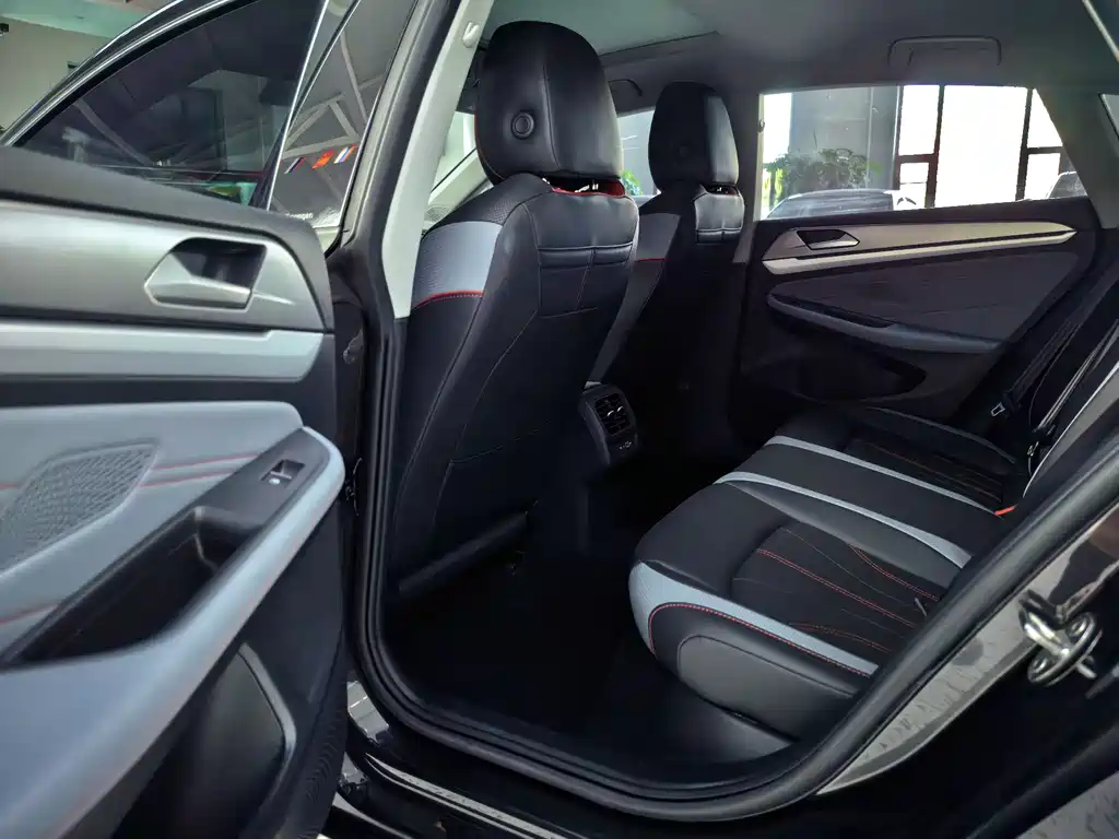 Volkswagen Lamando 2022 L 280TSI DSG