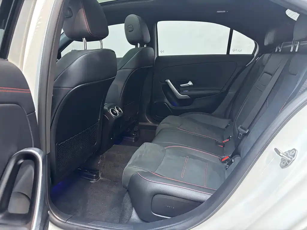 MERCEDES-BENZ A CLASS