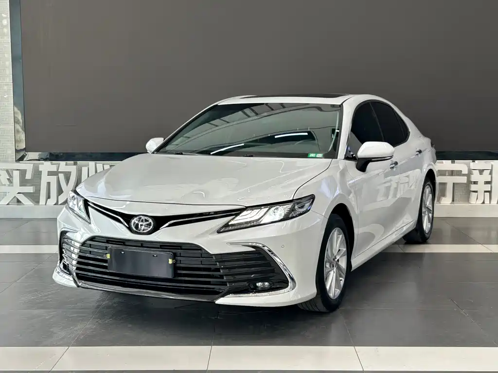 Toyota Camry 2022