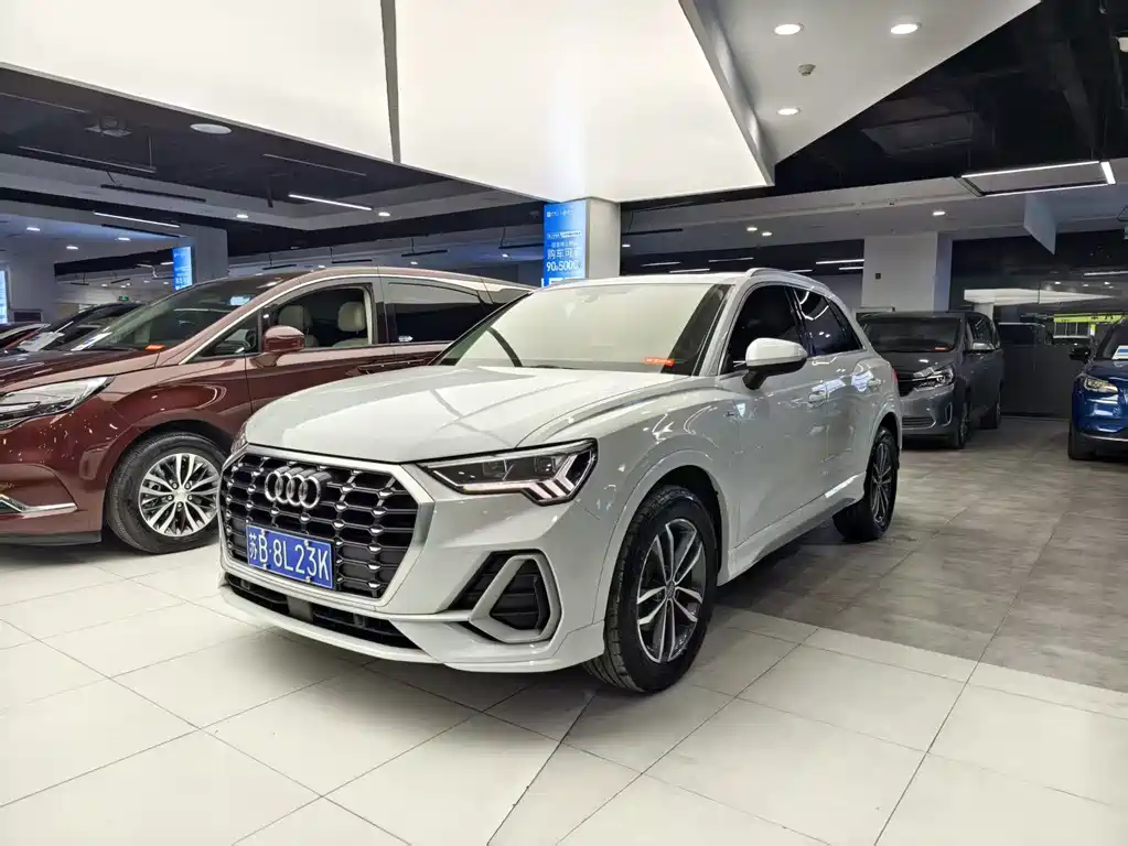 Audi Q3 2021 35 TFSI