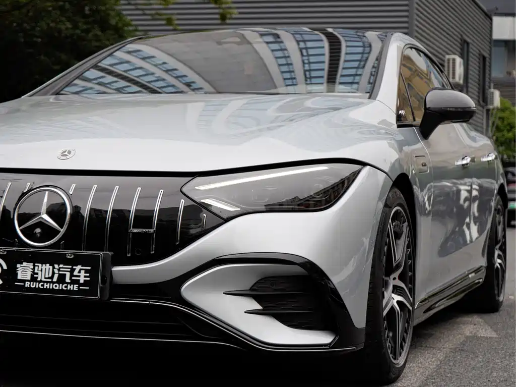 Mercedes-Benz EQE AMG — миниатюра 7