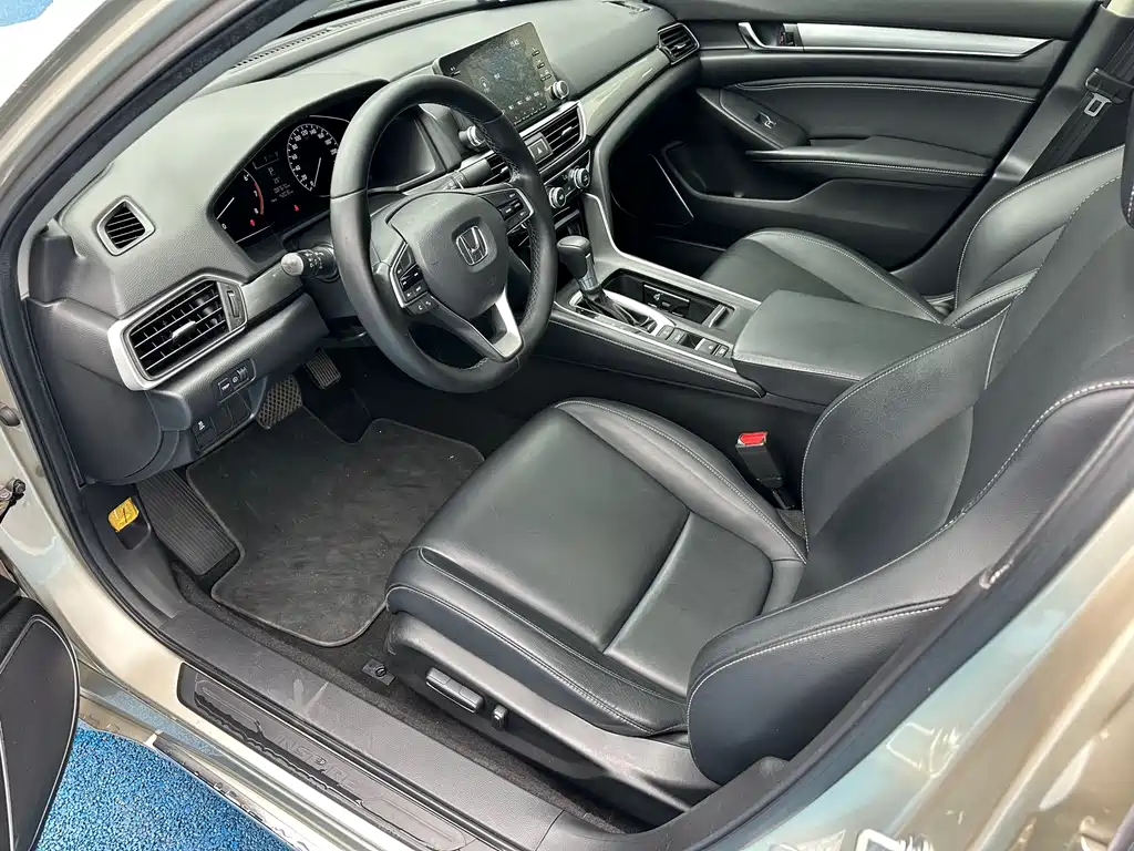 Honda Inspire 2019 260TURBO V
