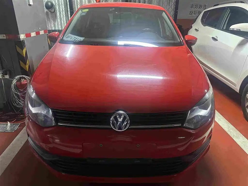 Volkswagen Polo 2016 1.4L AT