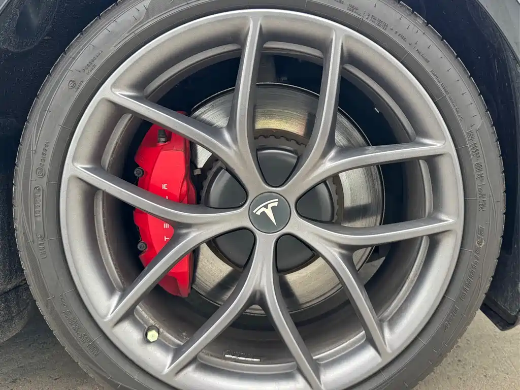 Tesla Model 3 — фотографии объявления, Фото 13