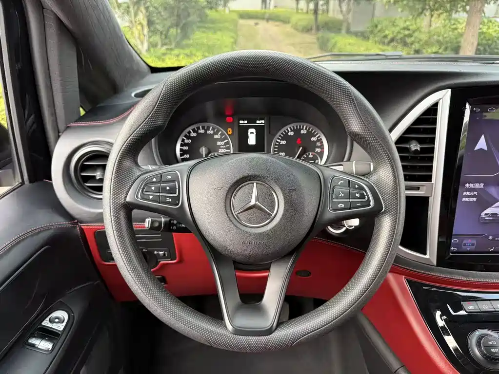 Mercedes-Benz Vito (Import) — миниатюра 13