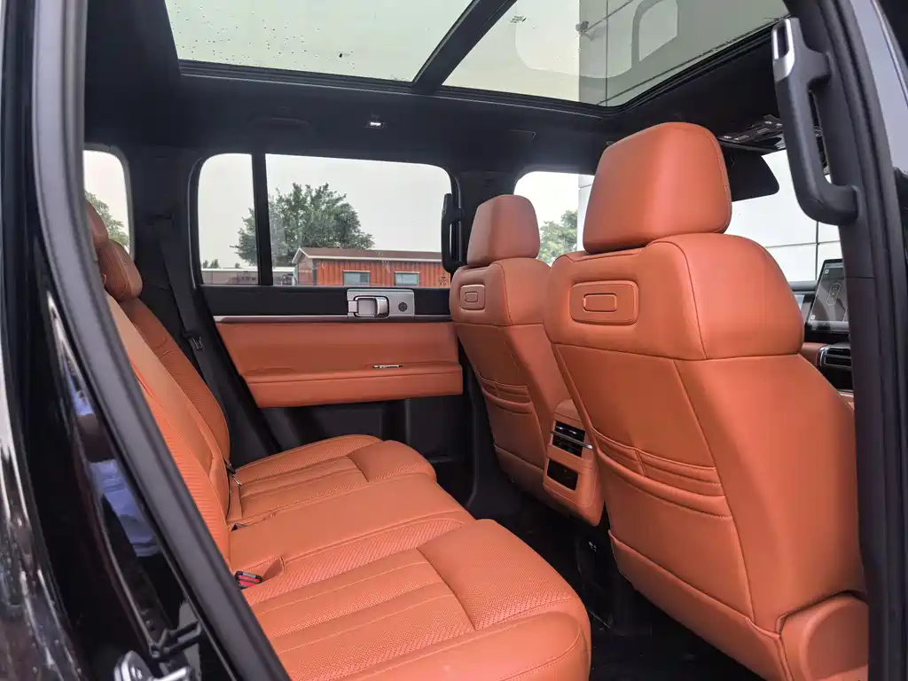 Fangchengbao Leopard 7 7 2025 200KM Max