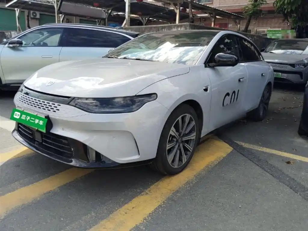 ZERO-RUNNING CAR ZERO RUN C01