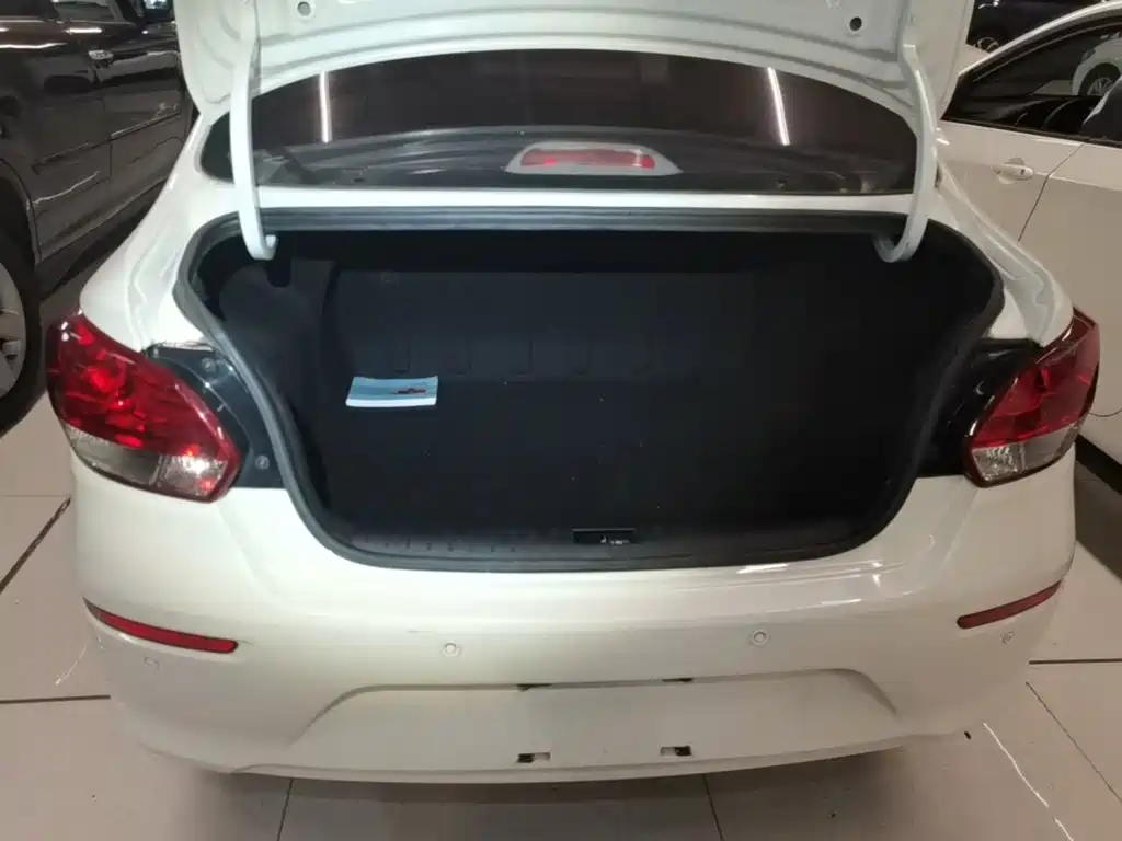 Kia Huanchi — миниатюра 19