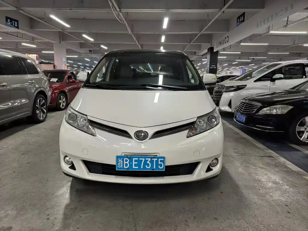 TOYOTA PREVIA