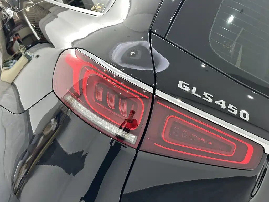 Mercedes-Benz GLS — миниатюра 23