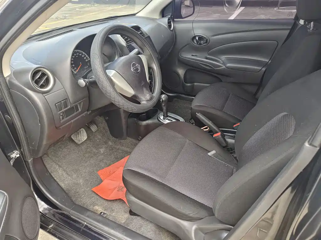 Nissan Sunny — миниатюра 10