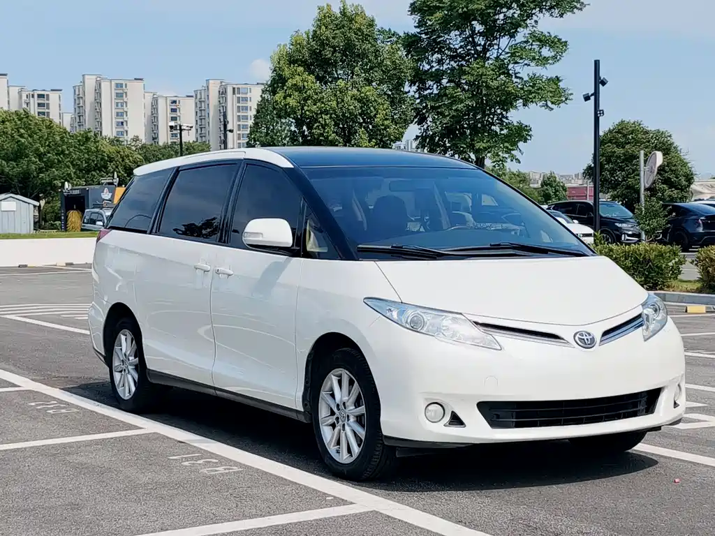 Toyota Previa 2016 2.4L AT