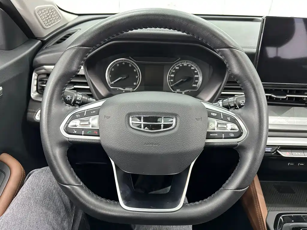 Geely Vision X6 - фото 14