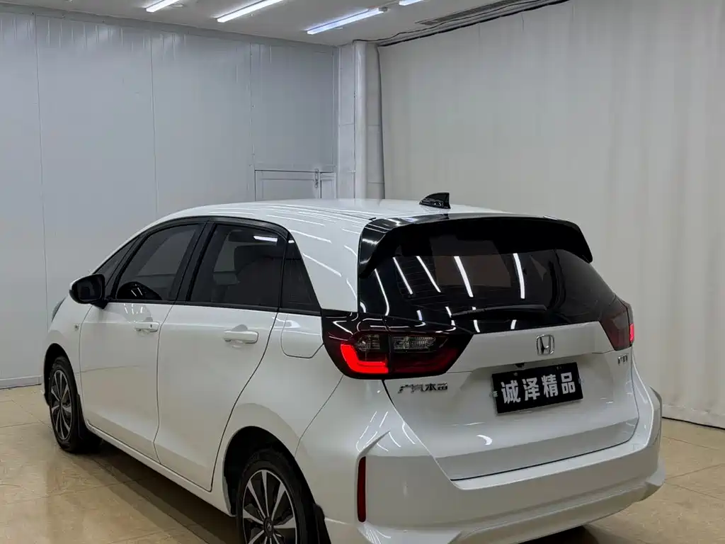 Honda Fit — миниатюра 6
