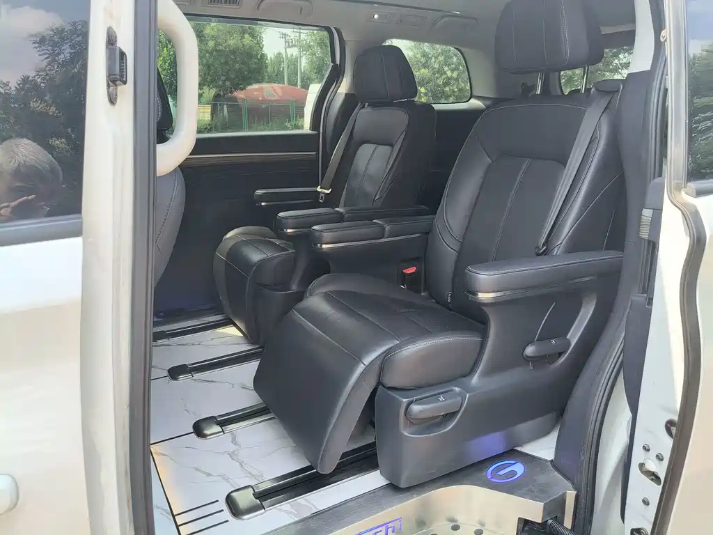 GAC Motor Trumpchi M8 — миниатюра 8
