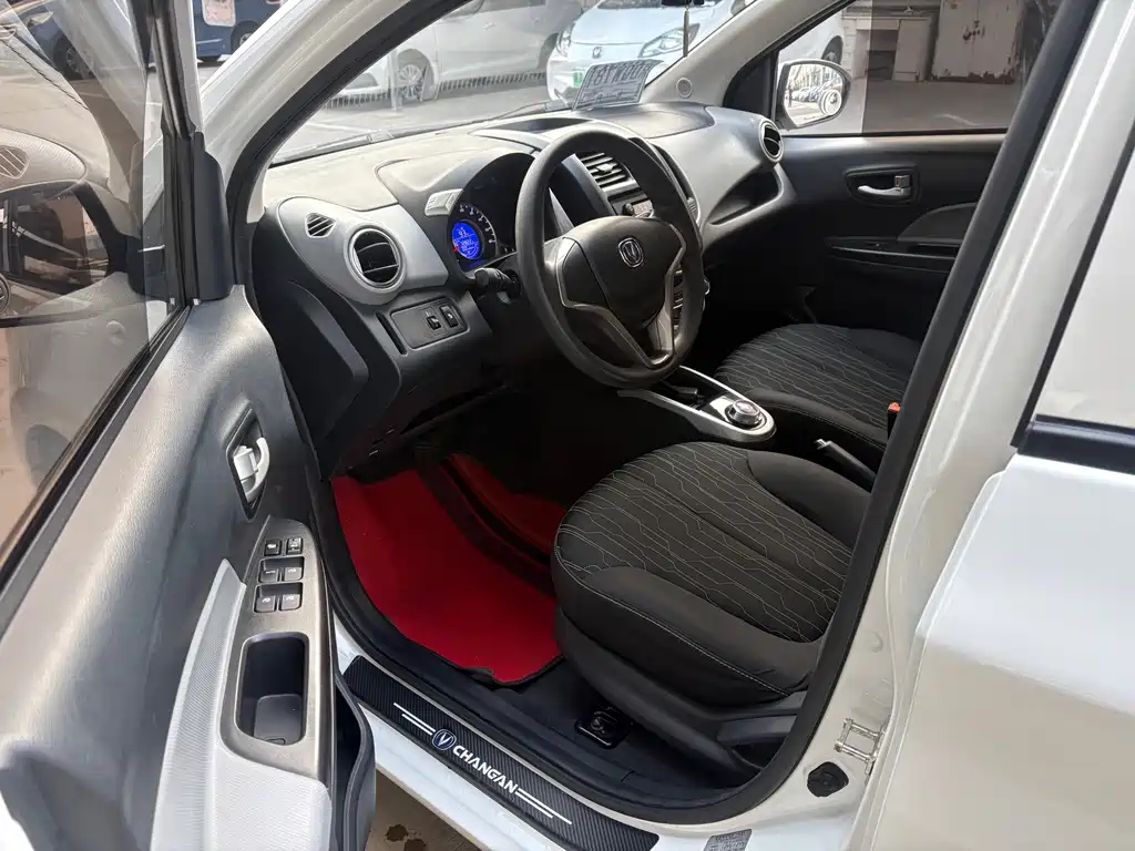 Changan Benben E-Star — миниатюра 6