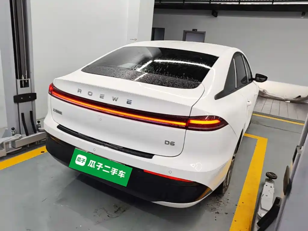 Roewe D6 — миниатюра 7