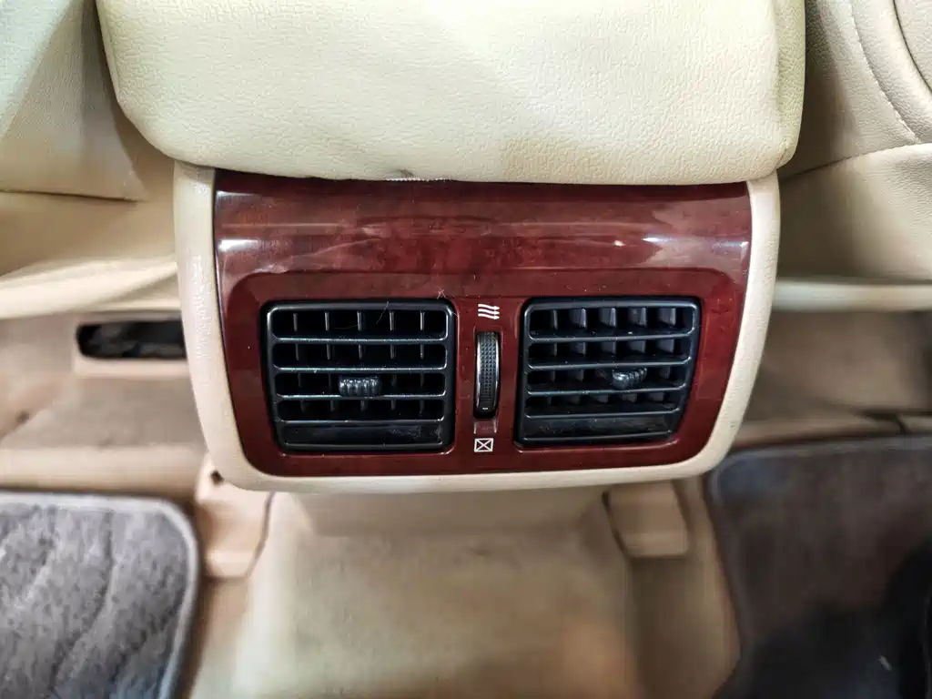 Toyota Camry — миниатюра 7
